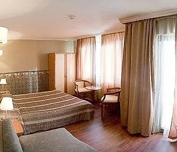 Aneli Hotell 3*